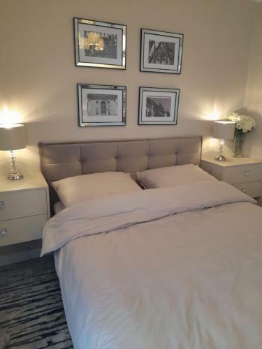 Beige Mood City Apartment