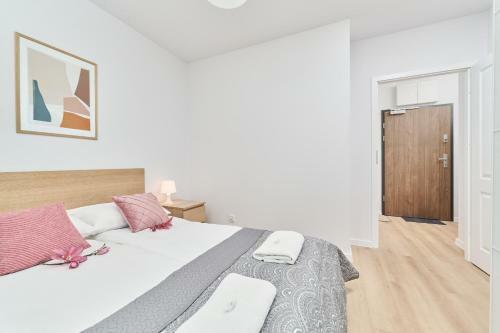 Apartamento Centrum Po?udnie Wroc?aw By Renters