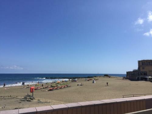 Beach Front Apartment Los Papagayos