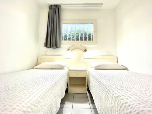 Bonito Apartamento Con Wifi, Acceso En La Playa Aguila