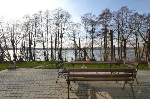 Villa Zawory Lake
