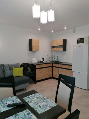Hostal Gladiator Noclegi Zator Lv Apartament