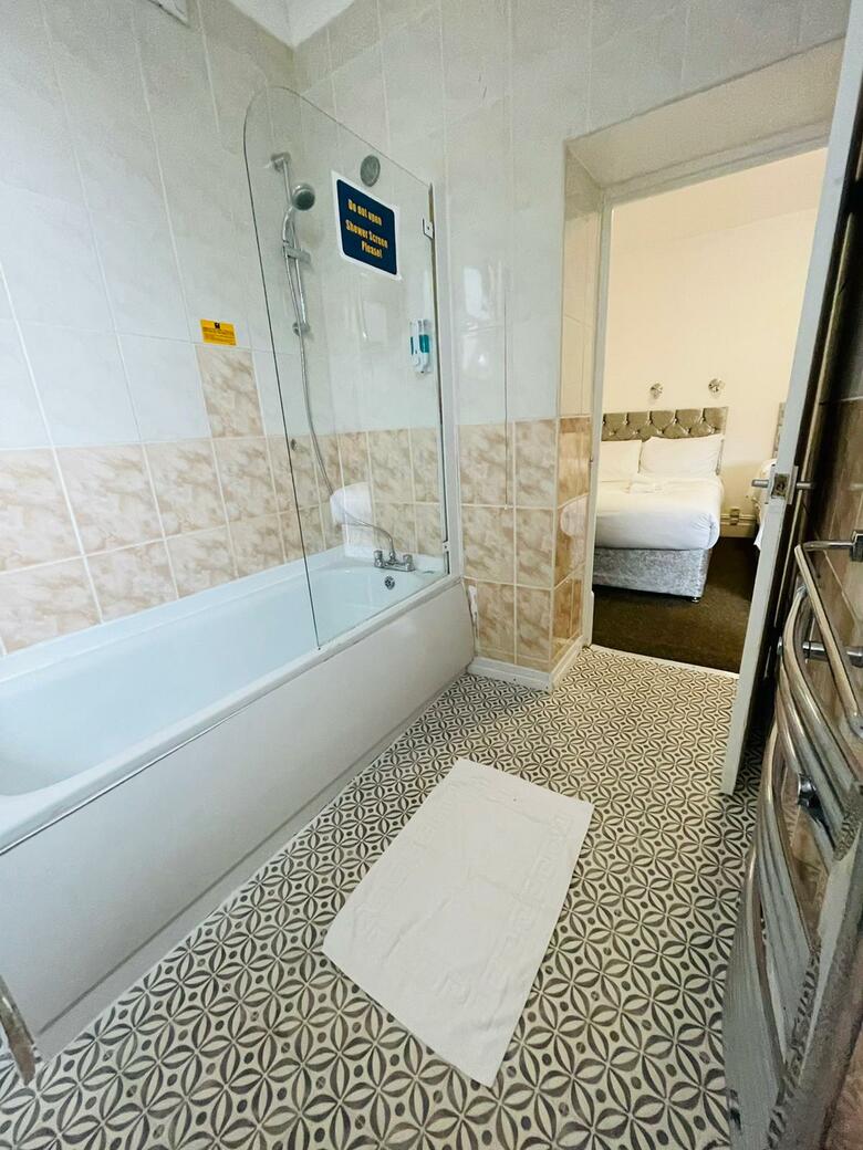 Stoneycroft Hotel