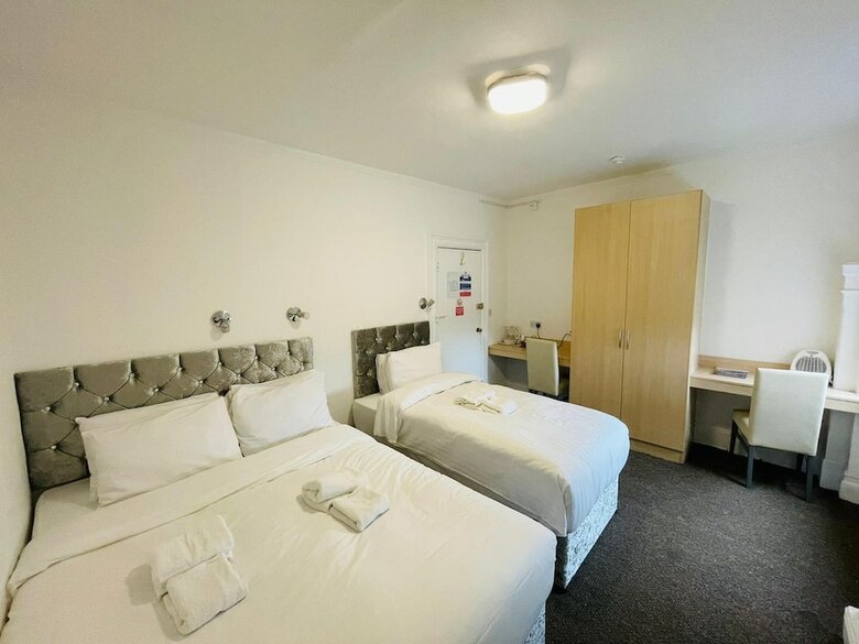 Stoneycroft Hotel