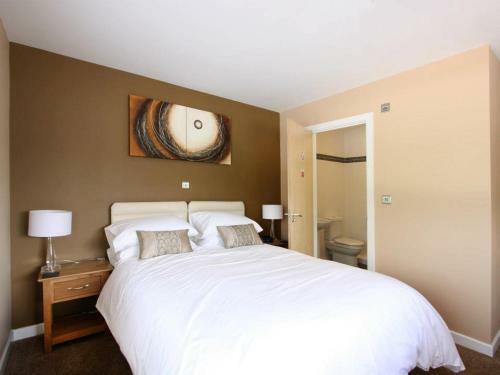Bed & Breakfast Emlyn Arms
