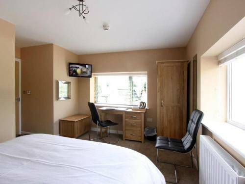 Bed & Breakfast Emlyn Arms
