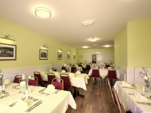 Bed & Breakfast Emlyn Arms