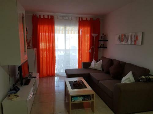 Amazing Seaview 2 Bedroom Apartment