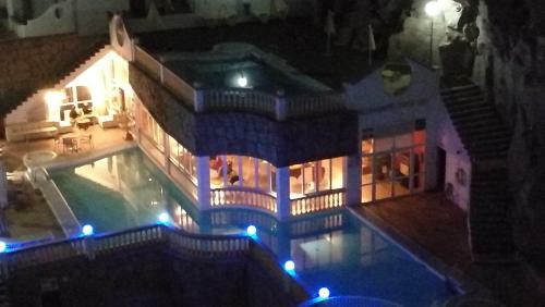 Amazing Seaview 2 Bedroom Apartment