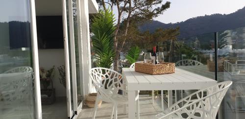Apartment Formentor With Sea View, Pool & Terrace In Canyamel