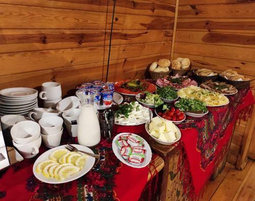 Bed & Breakfast Karczma Regionalna M?yn