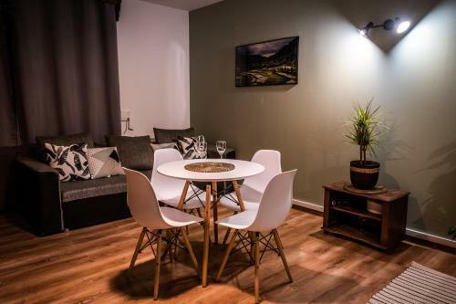 Bed & Breakfast Zajazd Izabela