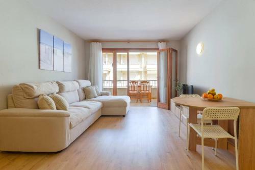 Apartamento A 200 M Del Puerto, Bonanza 15 1c