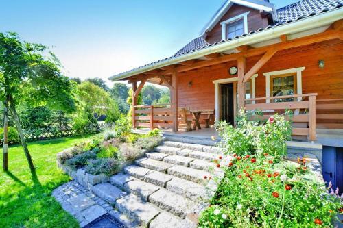 Holiday Home, Oswino
