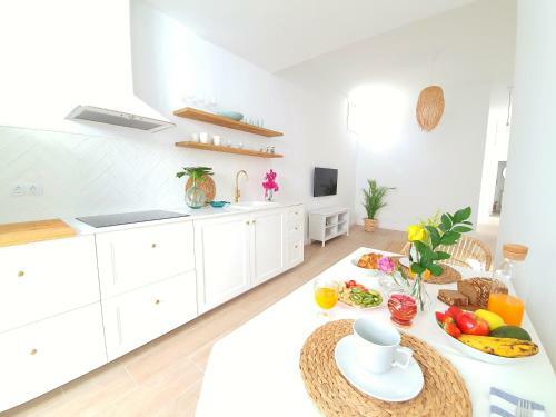 Apartamentos Alayna�s Homes