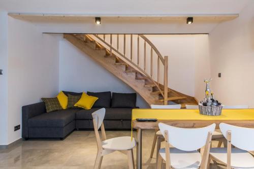 House Apart 132