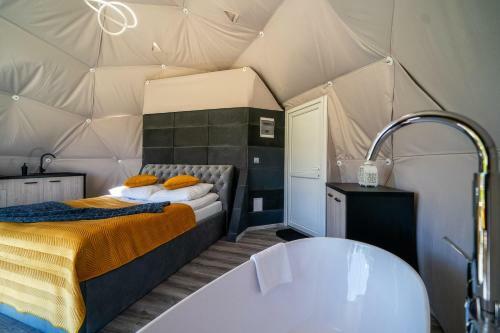 Mountain Glamp
