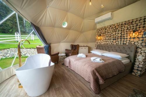 Mountain Glamp