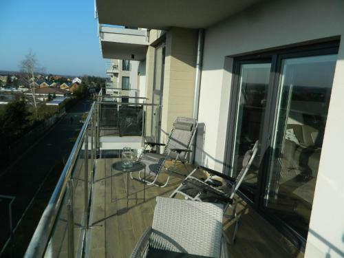 5 M�rz Apartament Adam I Ewa
