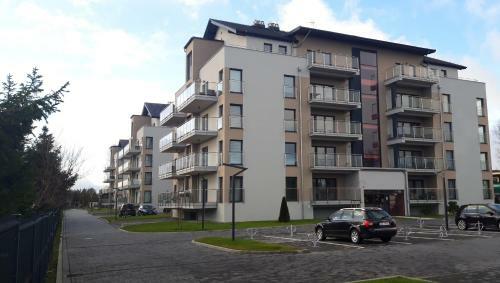 5 M�rz Apartament Adam I Ewa