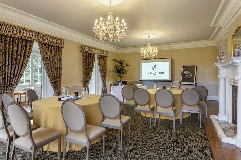 Hotel Norton Park - Qhotels