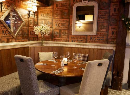 Hotel Berkshire Arms By Good Night Inns
