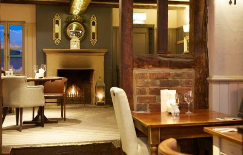 Hotel Berkshire Arms By Good Night Inns