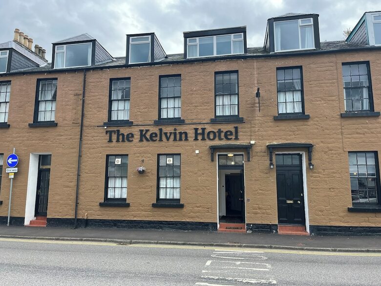 Hostal The Kelvin Hotel