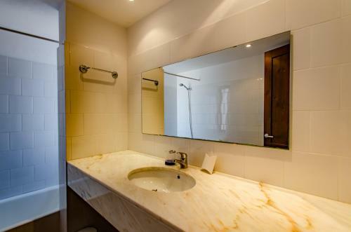 3 Bedroom Villa, Private Pool, Biniancolla, Near Punta Prima