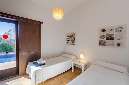 3 Bedroom Villa, Private Pool, Biniancolla, Near Punta Prima