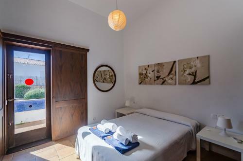 3 Bedroom Villa, Private Pool, Biniancolla, Near Punta Prima