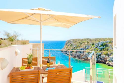 Seafront Villa Bellavista With Heated Pool