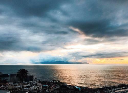 Apartment Las Arenas Ocean View