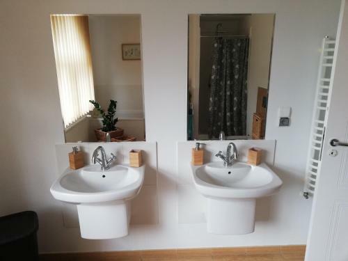 Apartamento Pokoje Go?cinne U Marka