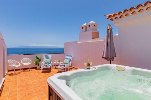 Apartamento Oceanview Penthouse With Jacuzzi