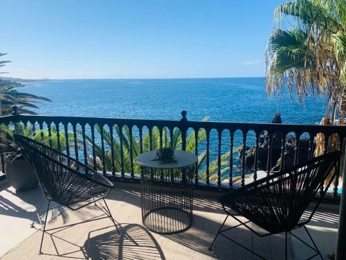 3 Bedroom Ocean Shore Apartment