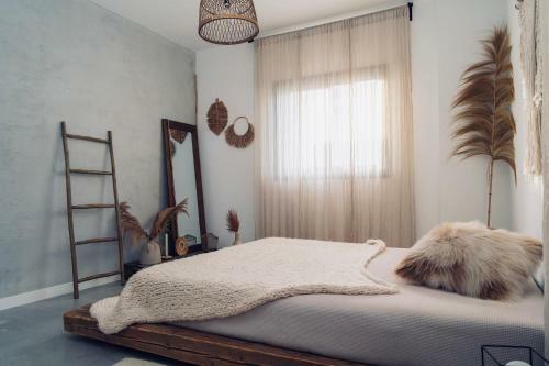3 Bedroom Ocean Shore Apartment