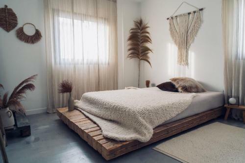 3 Bedroom Ocean Shore Apartment