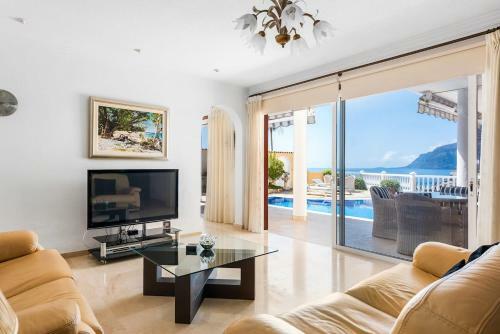Los Gigantes Cliffs And Ocean Front Villa