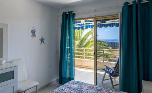 Atlantic Pearl Apartment