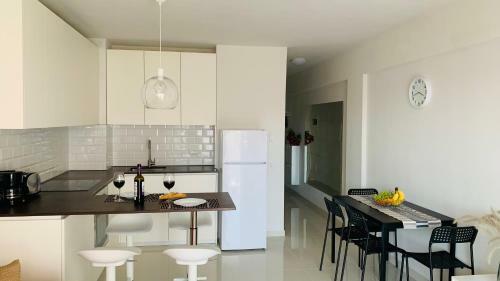 Playa La Arena Apartment By The Beach