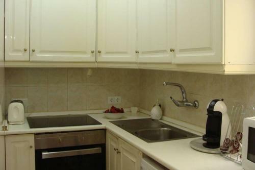 Apartamento Al Lado de La Playa Con Parking Y Jard�n