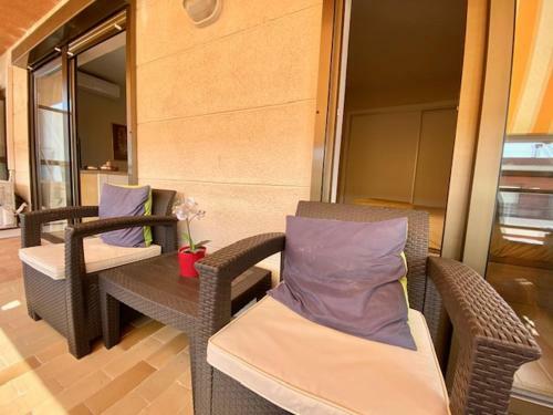 Neptuno Daro Apartments