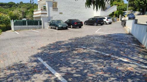 Bonito Apartamento Con Jard�n