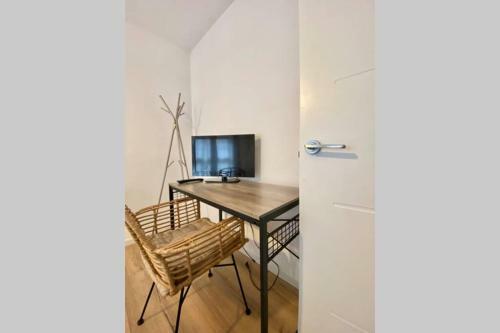 Pardines Apartment