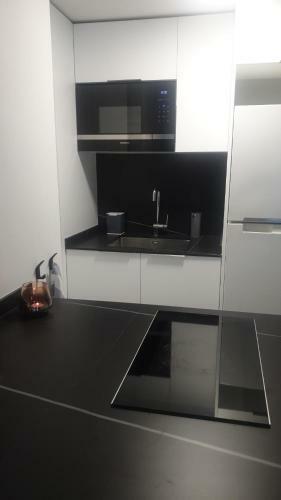 Apartamento Moderno Sobre El Mar