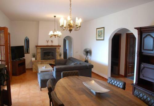 Villa Iberia - Castillo Mas Ros
