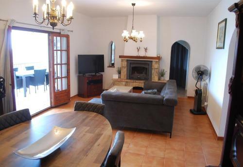 Villa Iberia - Castillo Mas Ros