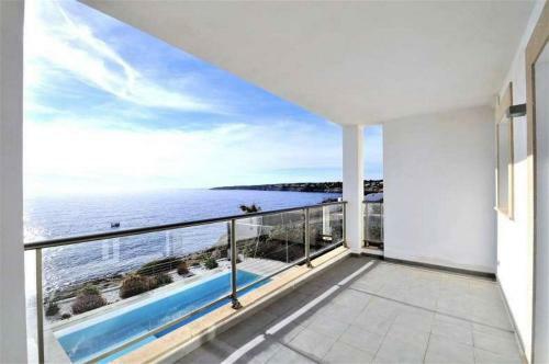 Excellent Seafront Villa In Cala Pi