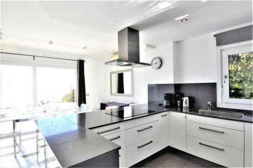 Excellent Seafront Villa In Cala Pi
